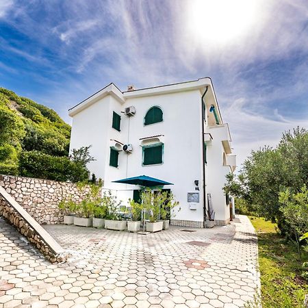 Apartments Oleander Kricin Baška Εξωτερικό φωτογραφία