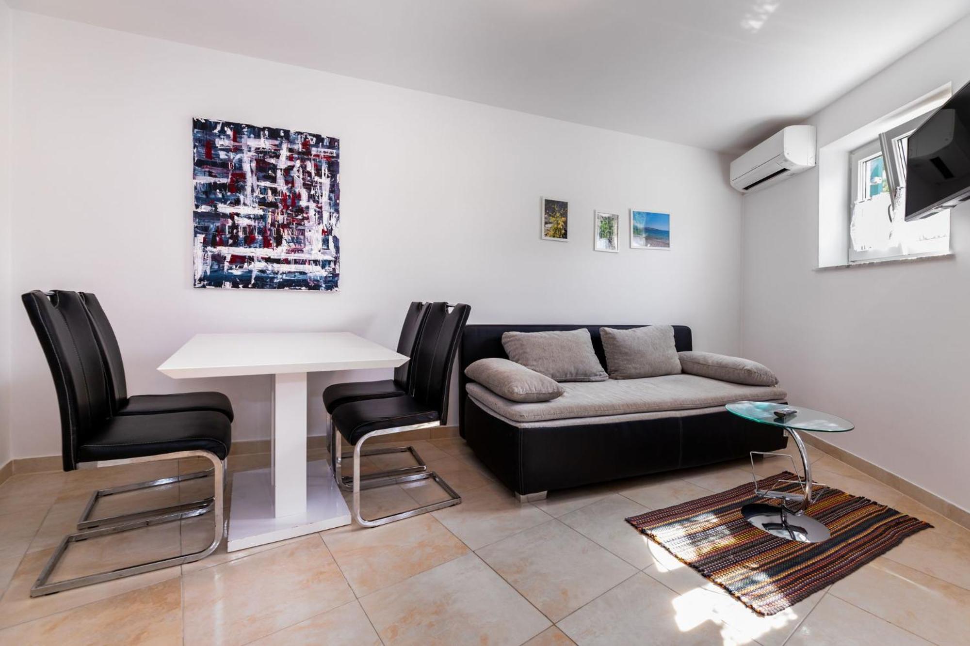 Apartments Oleander Kricin Baška Εξωτερικό φωτογραφία