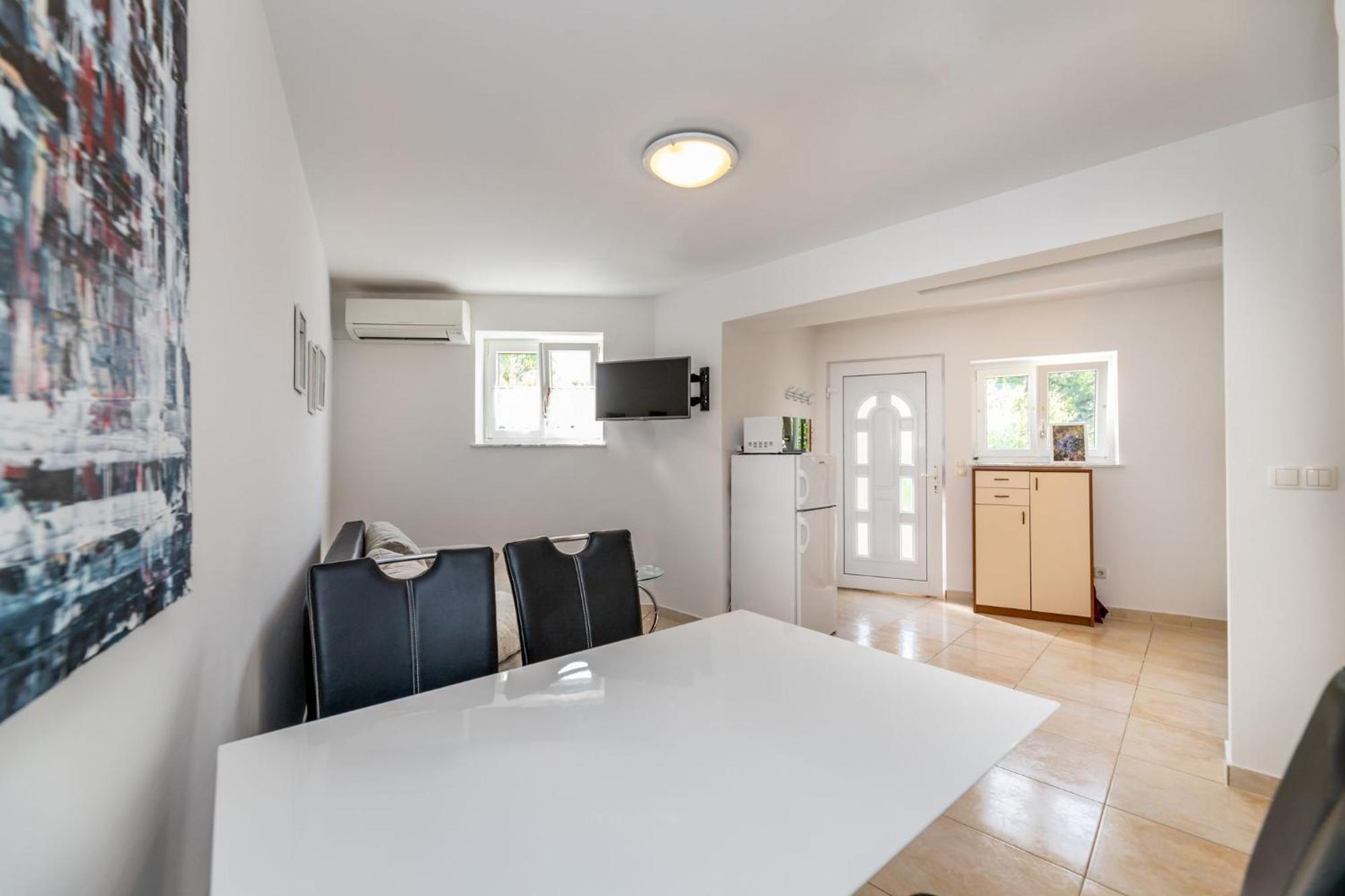 Apartments Oleander Kricin Baška Εξωτερικό φωτογραφία