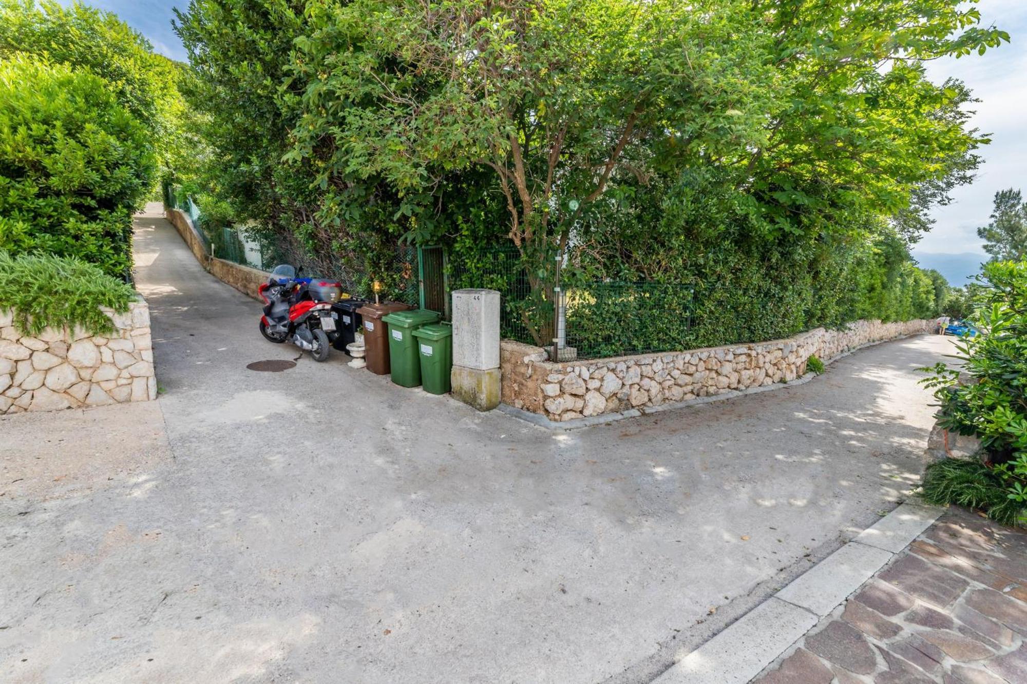 Apartments Oleander Kricin Baška Εξωτερικό φωτογραφία