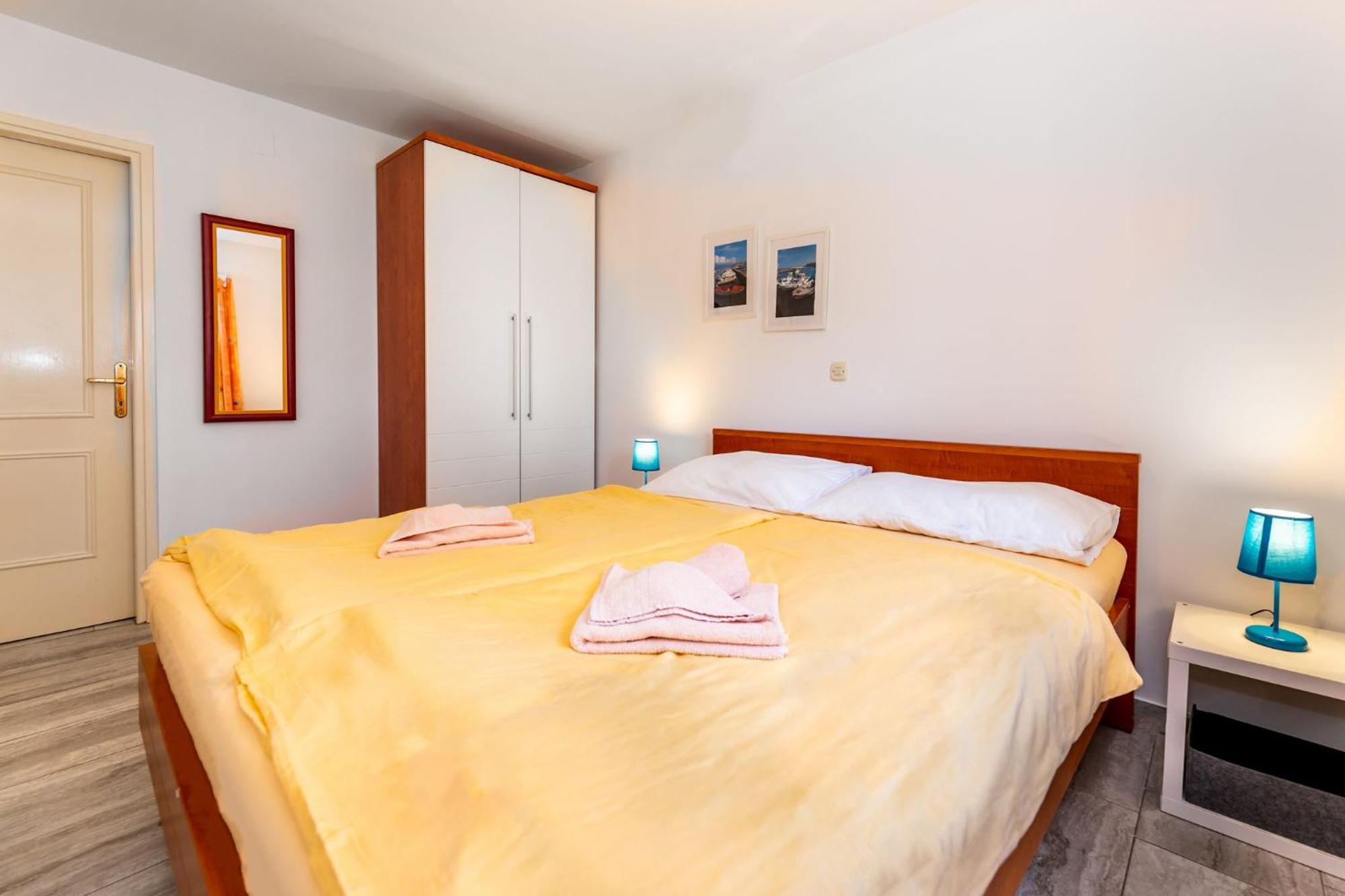Apartments Oleander Kricin Baška Εξωτερικό φωτογραφία